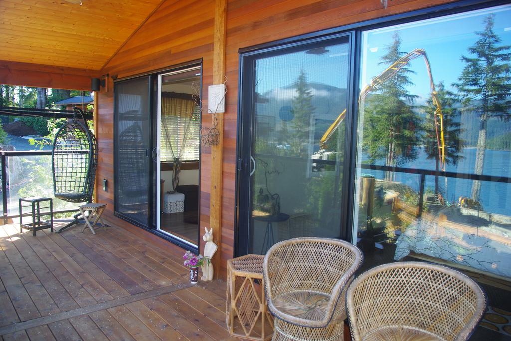 Wild Coast Chalets Порт-Ренфру Номер фото